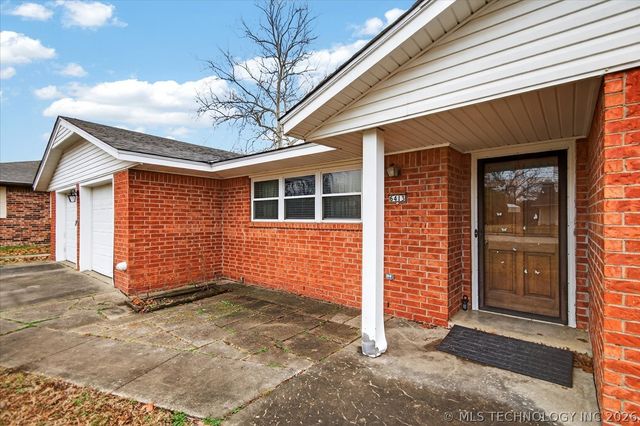 6413 BELMONT Road, Bartlesville, OK 74006