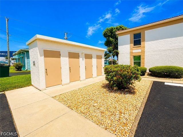 1615 SE 46th LN 202, Cape Coral, FL 33904