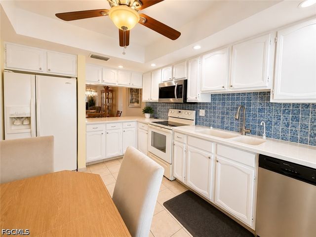1615 SE 46th LN 202, Cape Coral, FL 33904