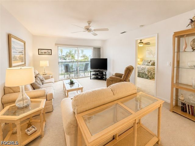 1615 SE 46th LN 202, Cape Coral, FL 33904