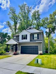 700 Machnik Drive, Chelsea, MI 48118