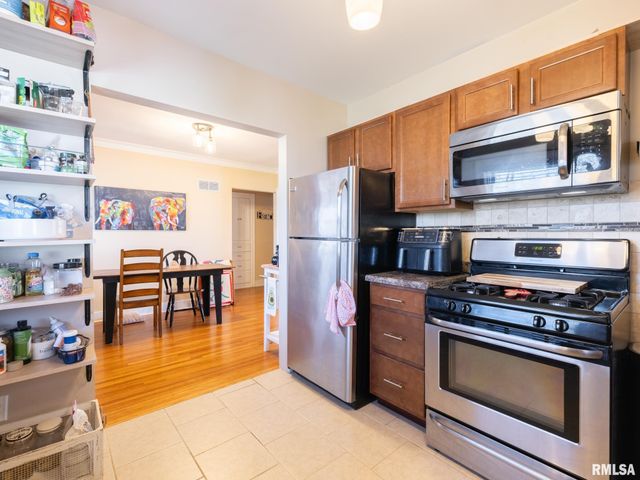 3120 N LINNHILL Court, Peoria, IL 61604