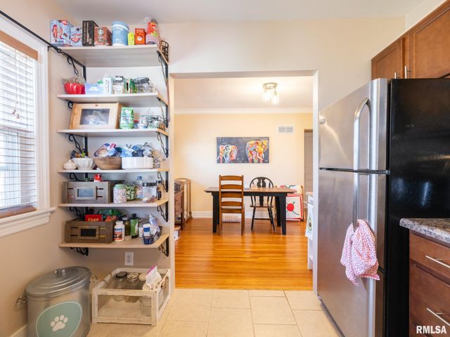 3120 N LINNHILL Court, Peoria, IL 61604