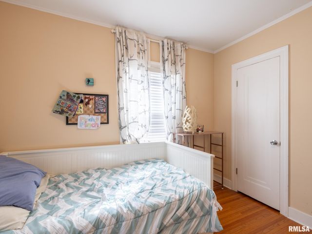 3120 N LINNHILL Court, Peoria, IL 61604