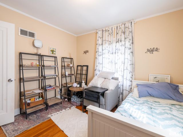 3120 N LINNHILL Court, Peoria, IL 61604