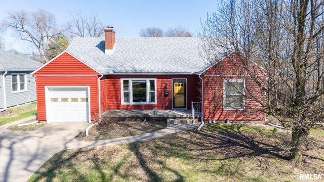 3120 N LINNHILL Court, Peoria, IL 61604