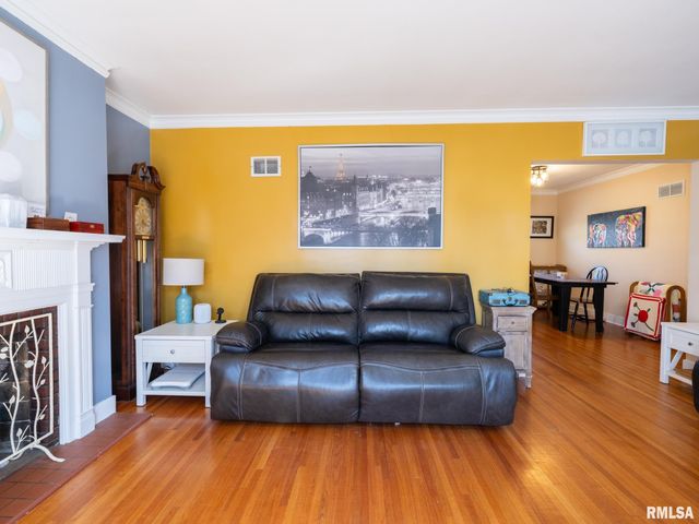 3120 N LINNHILL Court, Peoria, IL 61604