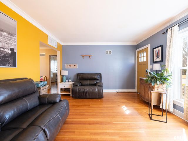 3120 N LINNHILL Court, Peoria, IL 61604