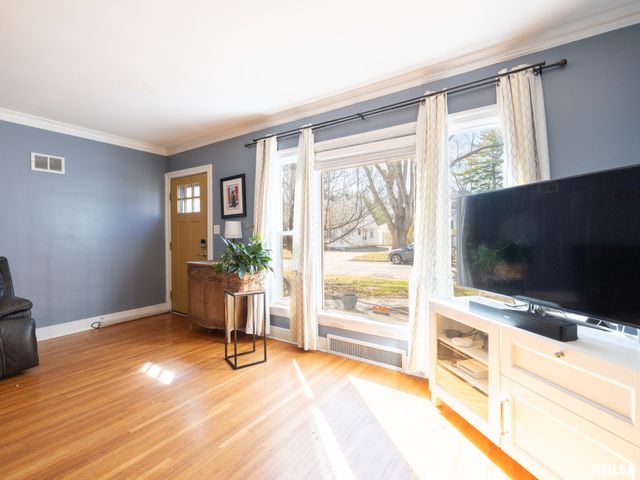 3120 N LINNHILL Court, Peoria, IL 61604