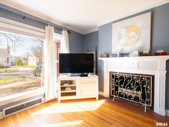 3120 N LINNHILL Court, Peoria, IL 61604