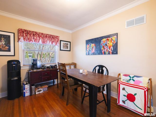 3120 N LINNHILL Court, Peoria, IL 61604