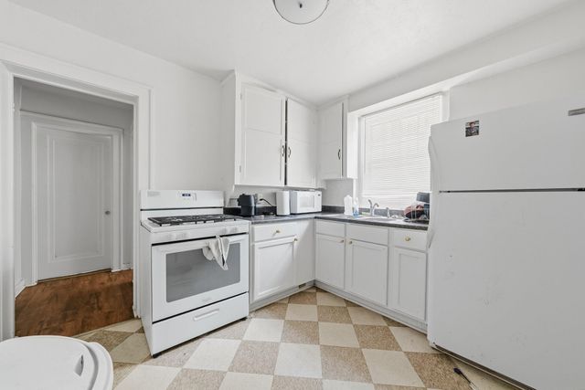 800 W South Street, Kalamazoo, MI 49007