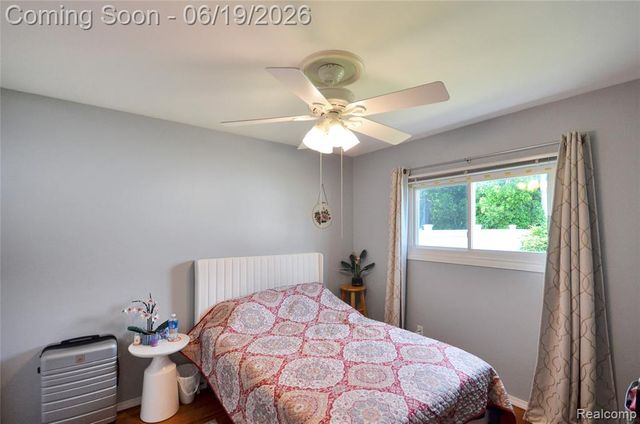 37653 Longacre Drive, Sterling Heights, MI 48312