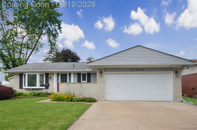 37653 Longacre Drive, Sterling Heights, MI 48312