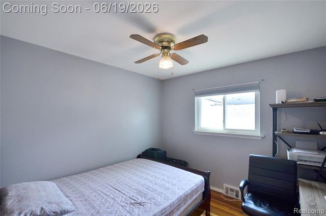 37653 Longacre Drive, Sterling Heights, MI 48312
