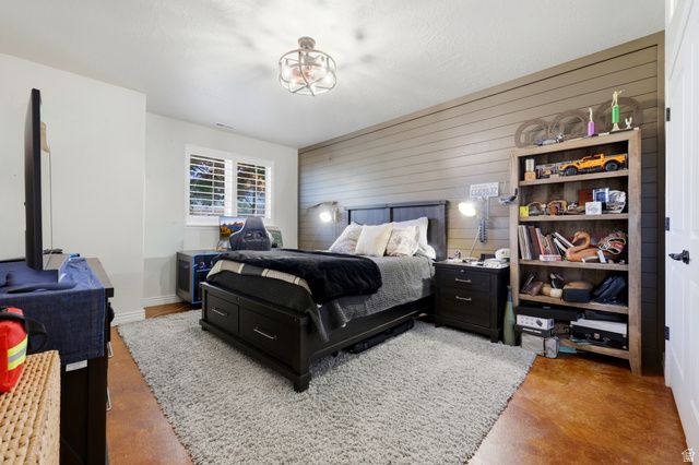 2377 S CAMERON DR, West Haven, UT 84401
