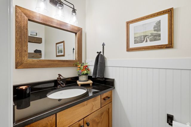 2377 S CAMERON DR, West Haven, UT 84401
