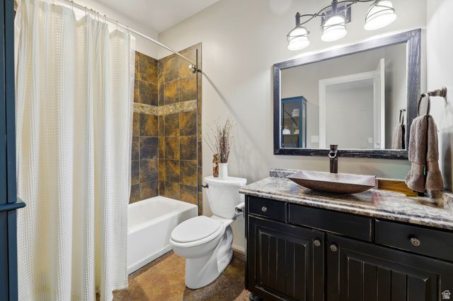 2377 S CAMERON DR, West Haven, UT 84401