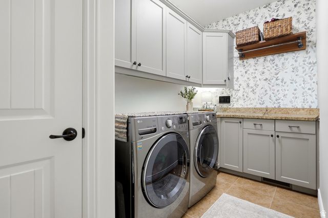 2377 S CAMERON DR, West Haven, UT 84401