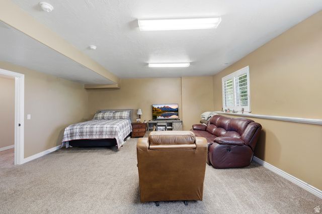 2377 S CAMERON DR, West Haven, UT 84401