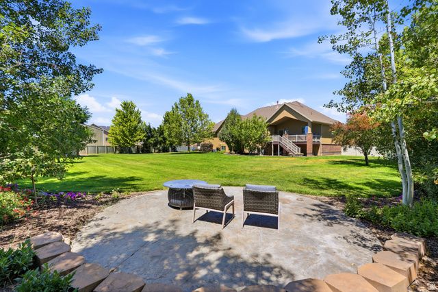 2377 S CAMERON DR, West Haven, UT 84401