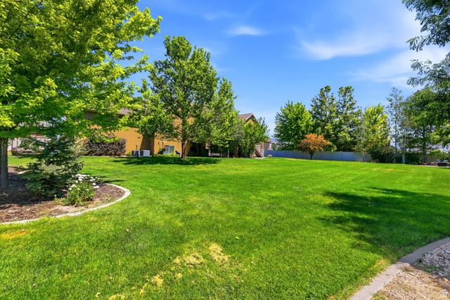 2377 S CAMERON DR, West Haven, UT 84401