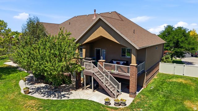 2377 S CAMERON DR, West Haven, UT 84401