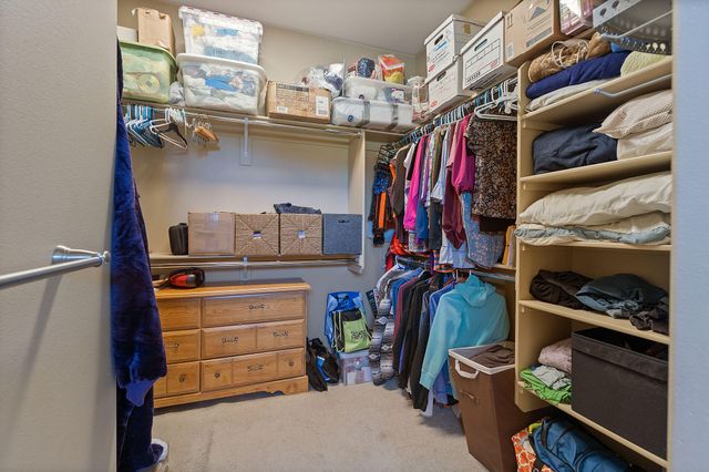 2273 NE Valley View Court, Madras, OR 97741