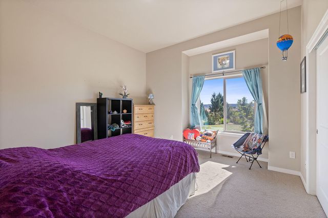 2273 NE Valley View Court, Madras, OR 97741