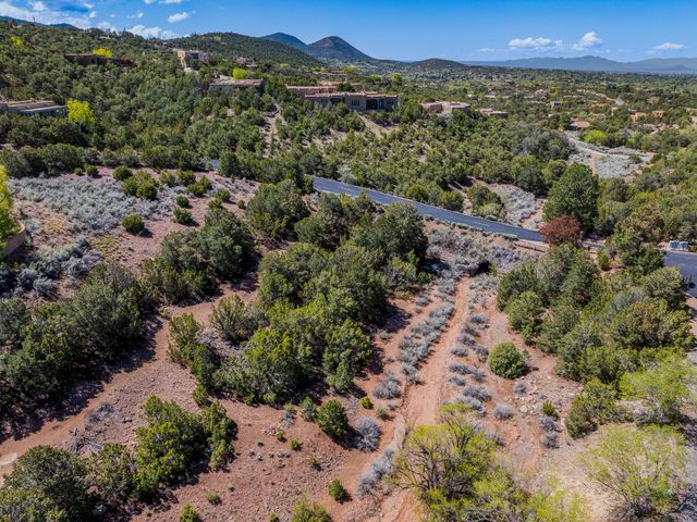 1421 Canada Del Sur, Santa Fe, NM 87501