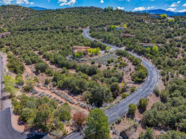 1421 Canada Del Sur, Santa Fe, NM 87501