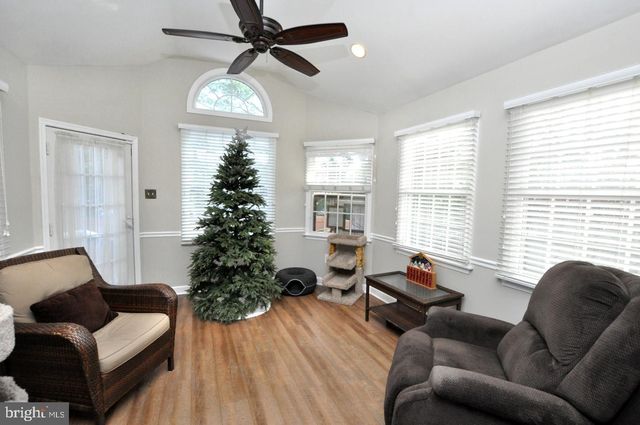 3 HILLTOP LN, Medford, NJ 08055