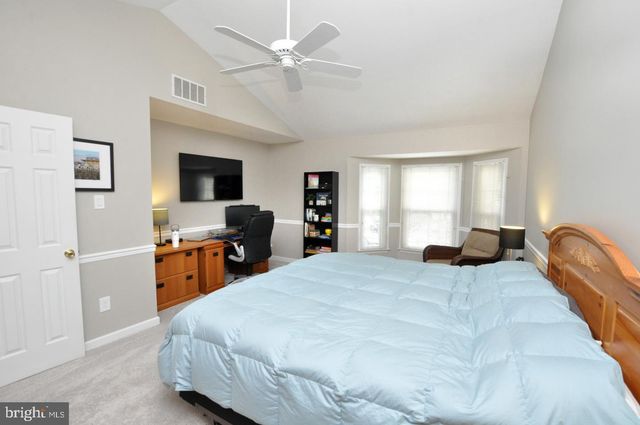 3 HILLTOP LN, Medford, NJ 08055