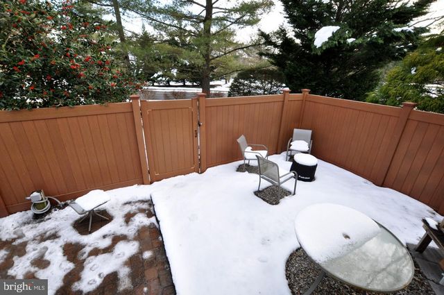 3 HILLTOP LN, Medford, NJ 08055