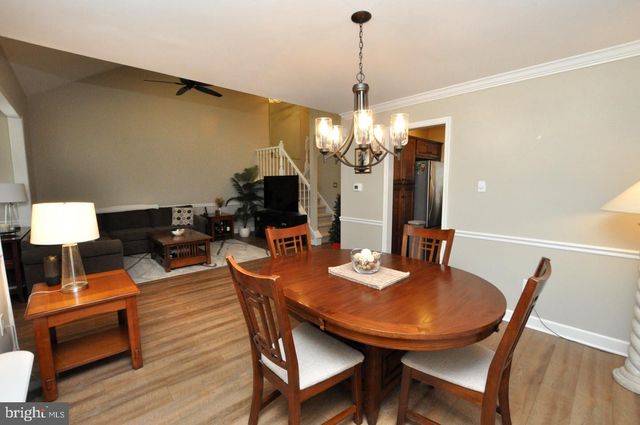 3 HILLTOP LN, Medford, NJ 08055