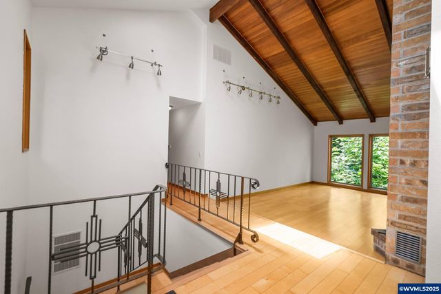 5062 Prospect St, West Linn, OR 97068