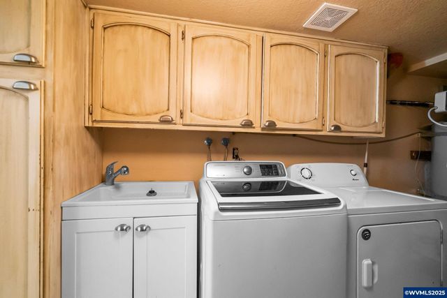 5062 Prospect St, West Linn, OR 97068