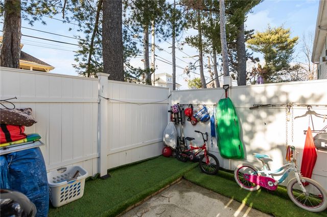 29 Matson Avenue 4D, Providence, RI 02909