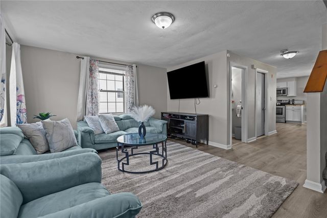 29 Matson Avenue 4D, Providence, RI 02909