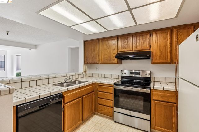 545 Pierce St 2307, Albany, CA 94706