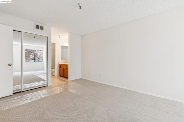 545 Pierce St 2307, Albany, CA 94706