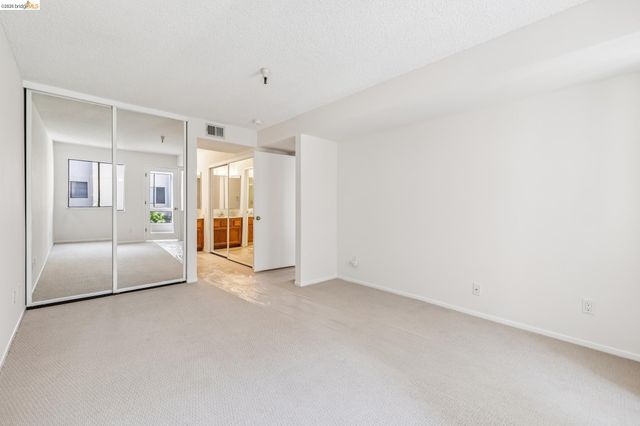 545 Pierce St 2307, Albany, CA 94706
