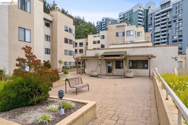 545 Pierce St 2307, Albany, CA 94706