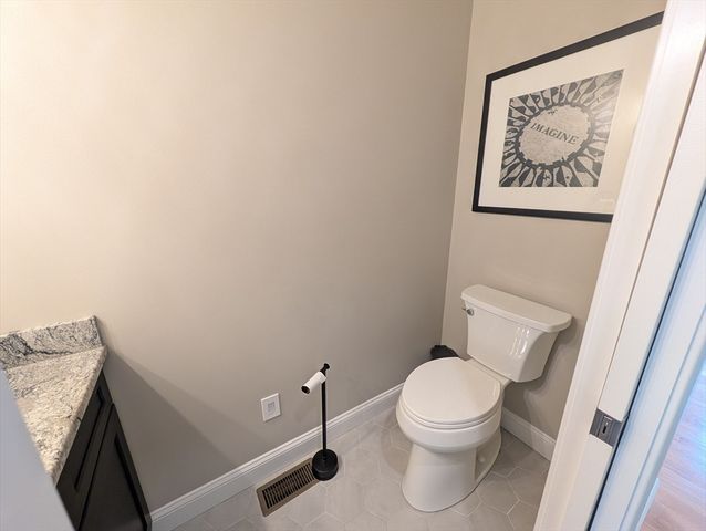 2 Seabiscuit Drive, Plymouth, MA 02360