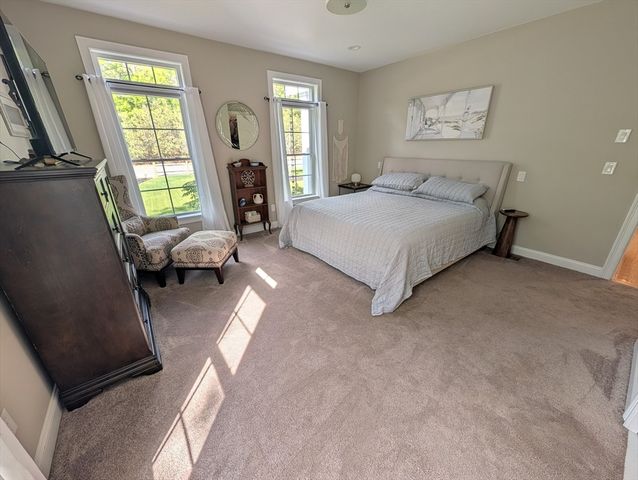 2 Seabiscuit Drive, Plymouth, MA 02360