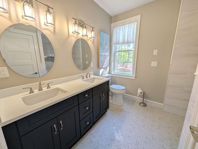 2 Seabiscuit Drive, Plymouth, MA 02360