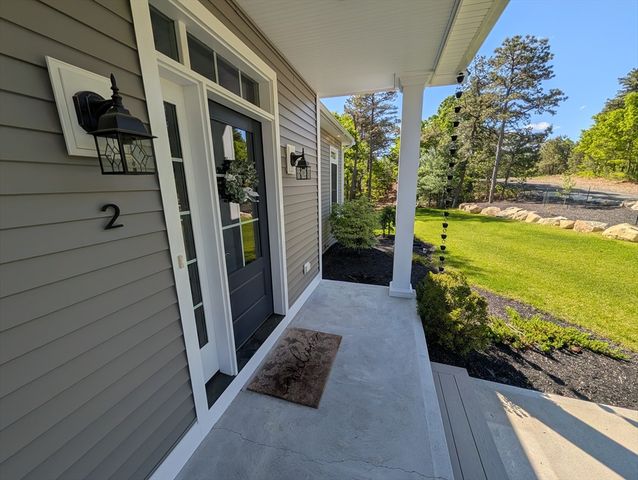 2 Seabiscuit Drive, Plymouth, MA 02360
