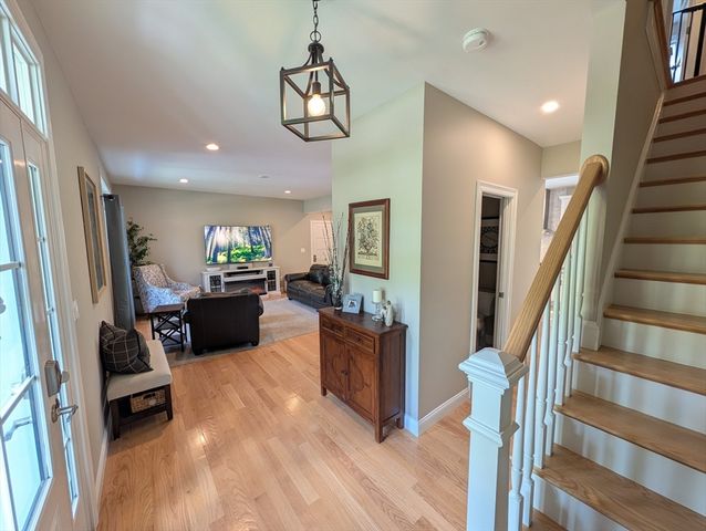 2 Seabiscuit Drive, Plymouth, MA 02360