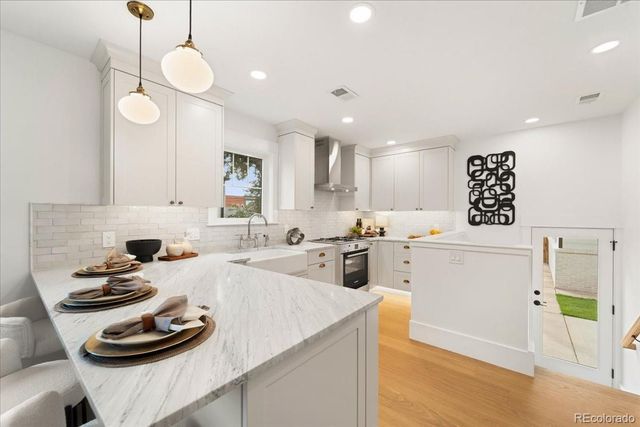 265 S Pennsylvania Street, Denver, CO 80209