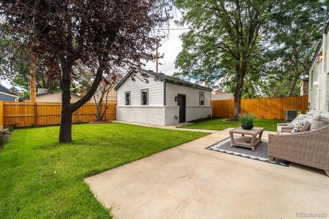 265 S Pennsylvania Street, Denver, CO 80209